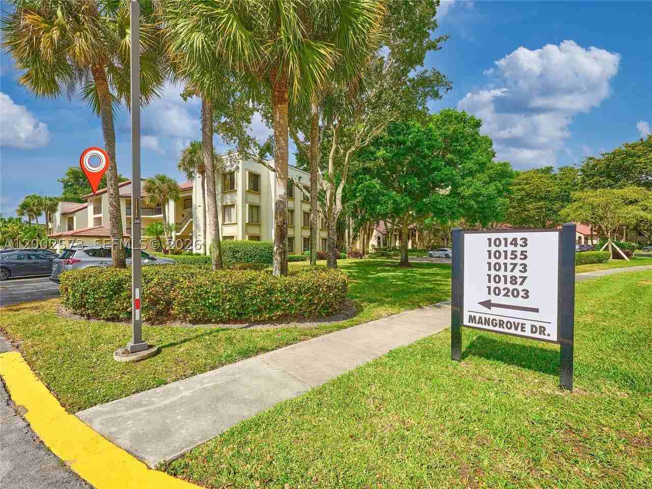 10143 Mangrove Dr #303