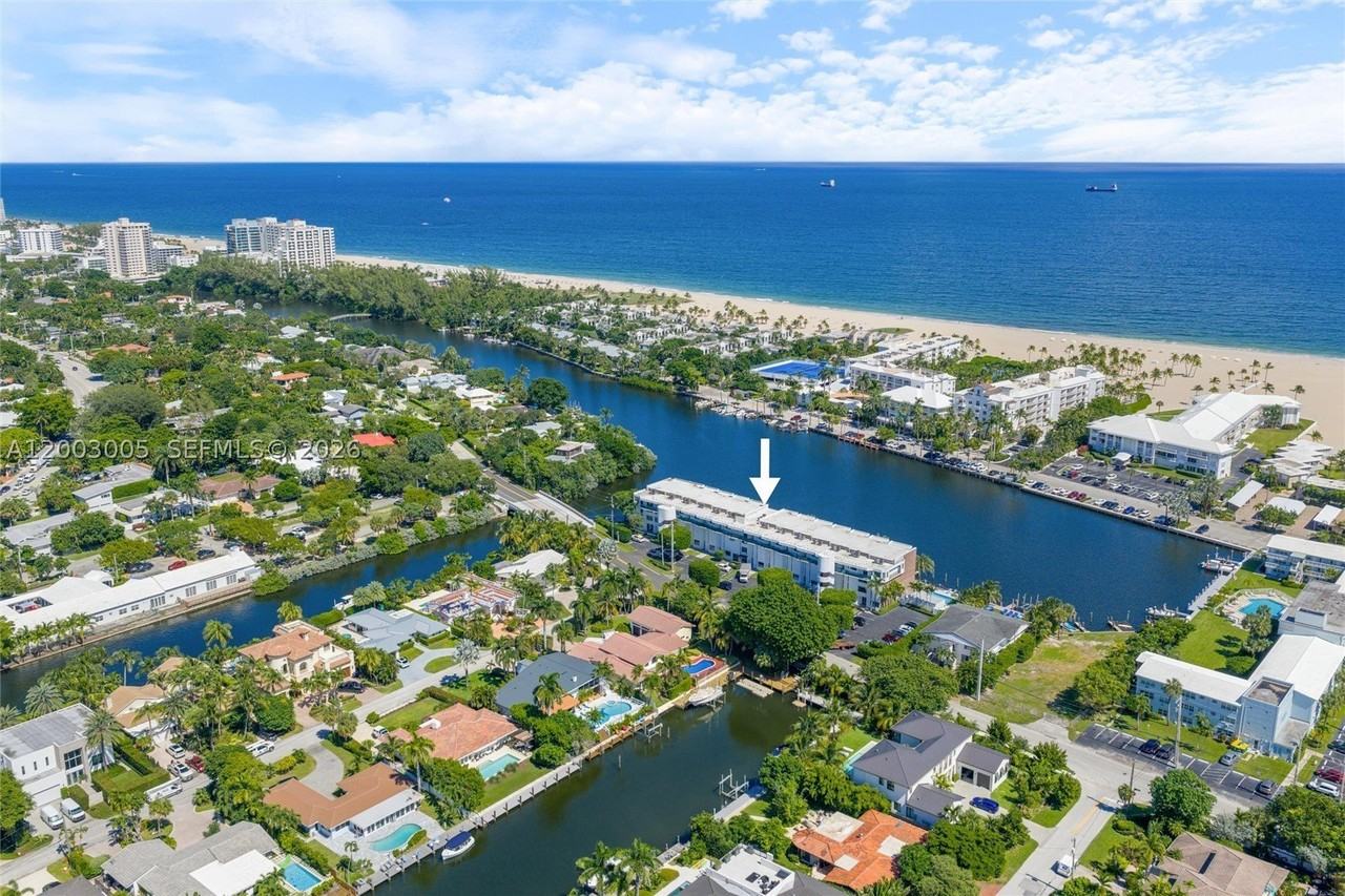 1800 S Ocean Dr #406 - Photo 3 of 33