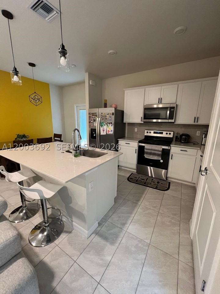 3235 Watercress Dr - Photo 2 of 14