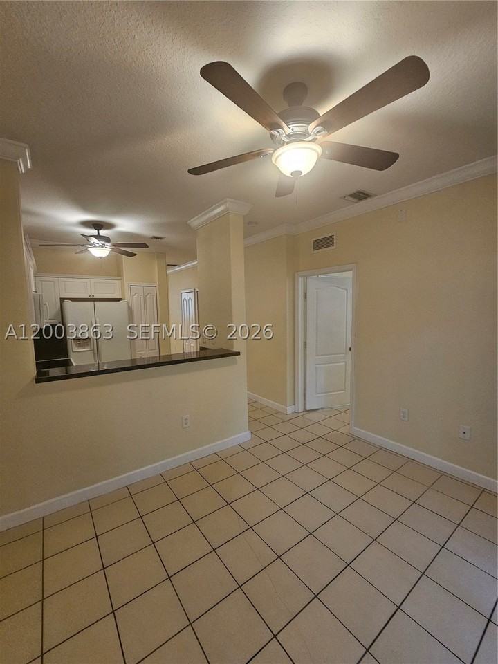 1543 Se 25th St #100 - Photo 7 of 26