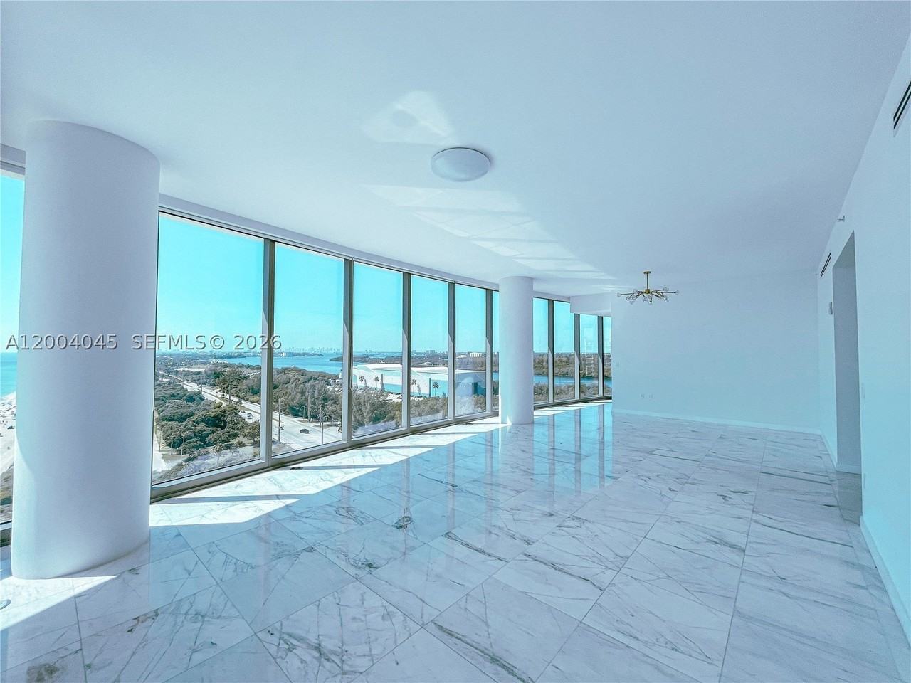 15701 Collins Ave #1205 - Photo 3 of 33
