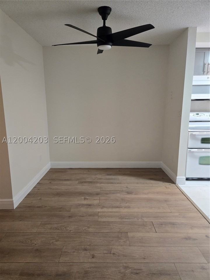 9610 S Belfort Cir #107 - Photo 3 of 20