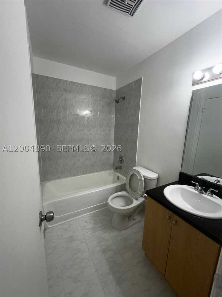 7220 Nw 179th St #201 - Photo 5 of 7