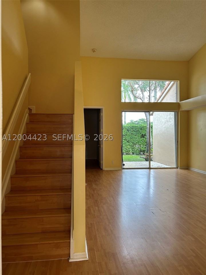 15851 Sw 10th St #15851 - Photo 4 of 15