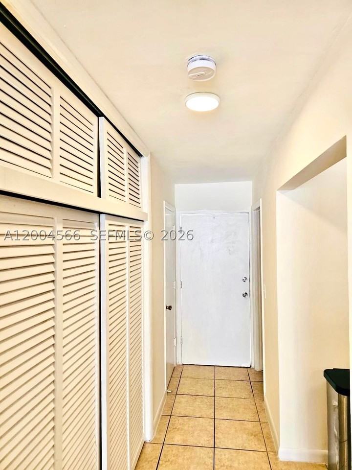 1441 Lincoln Rd #212 - Photo 4 of 9