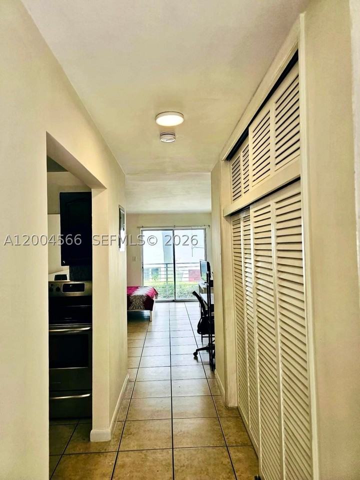 1441 Lincoln Rd #212 - Photo 5 of 9