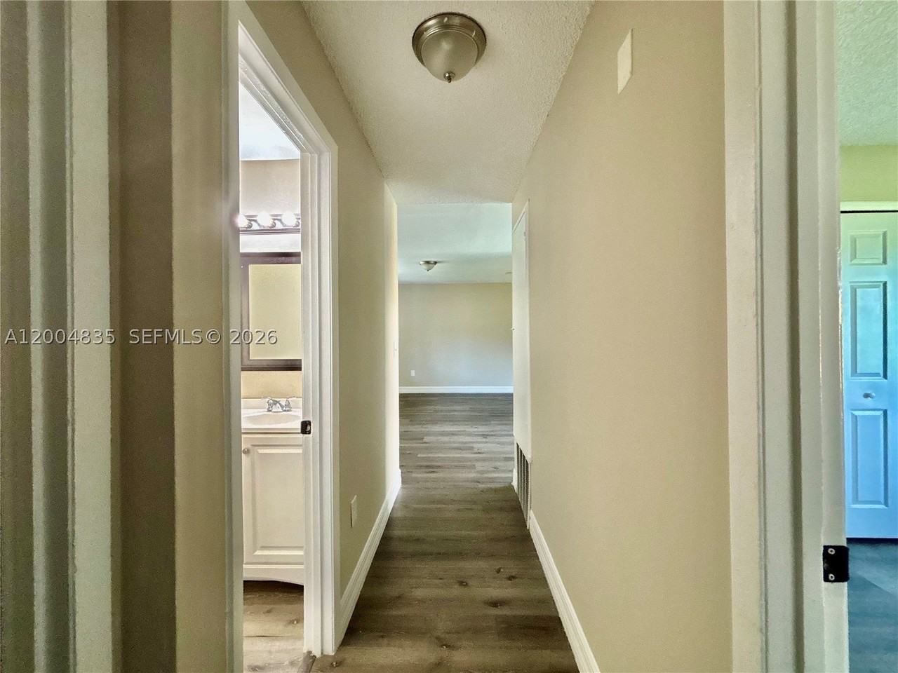 504 504 Blackbird Lane #A - Photo 7 of 29