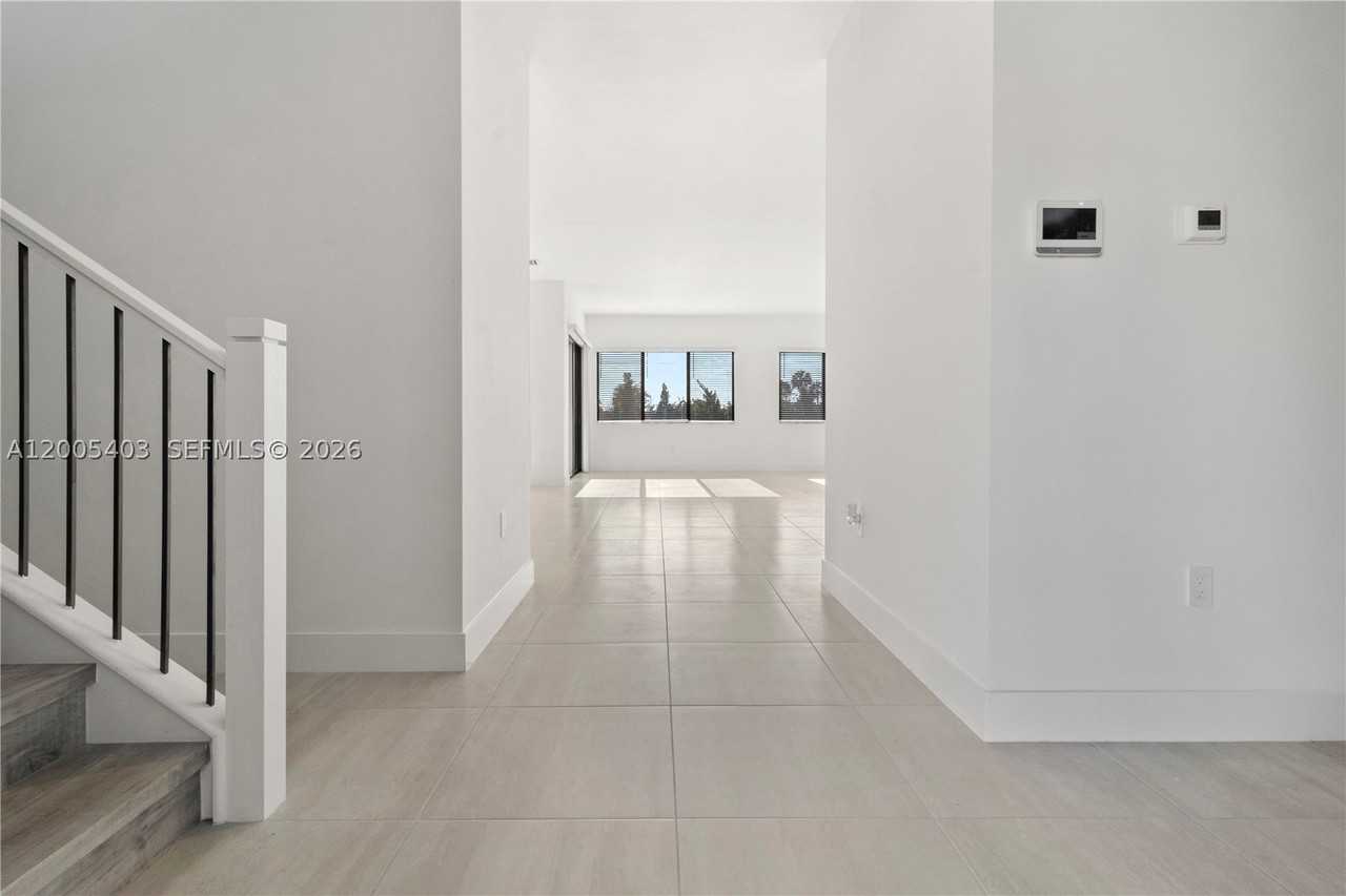 2391 Sw 123rd Ter - Photo 3 of 21