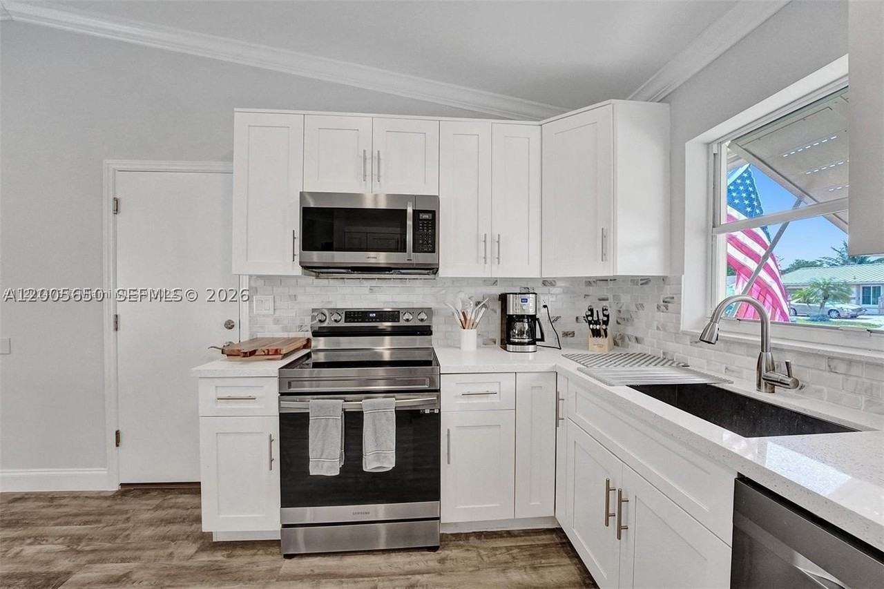 6549 Sleepy Willow Way #6549 - Photo 7 of 31