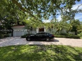 featured image of 1237 Aduana Ave