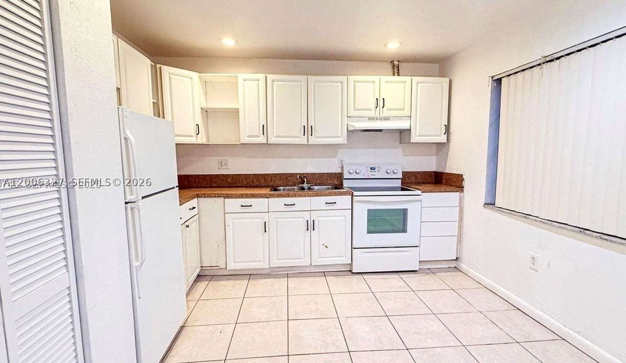 5100 Sw 41st St #115 - Photo 3 of 11
