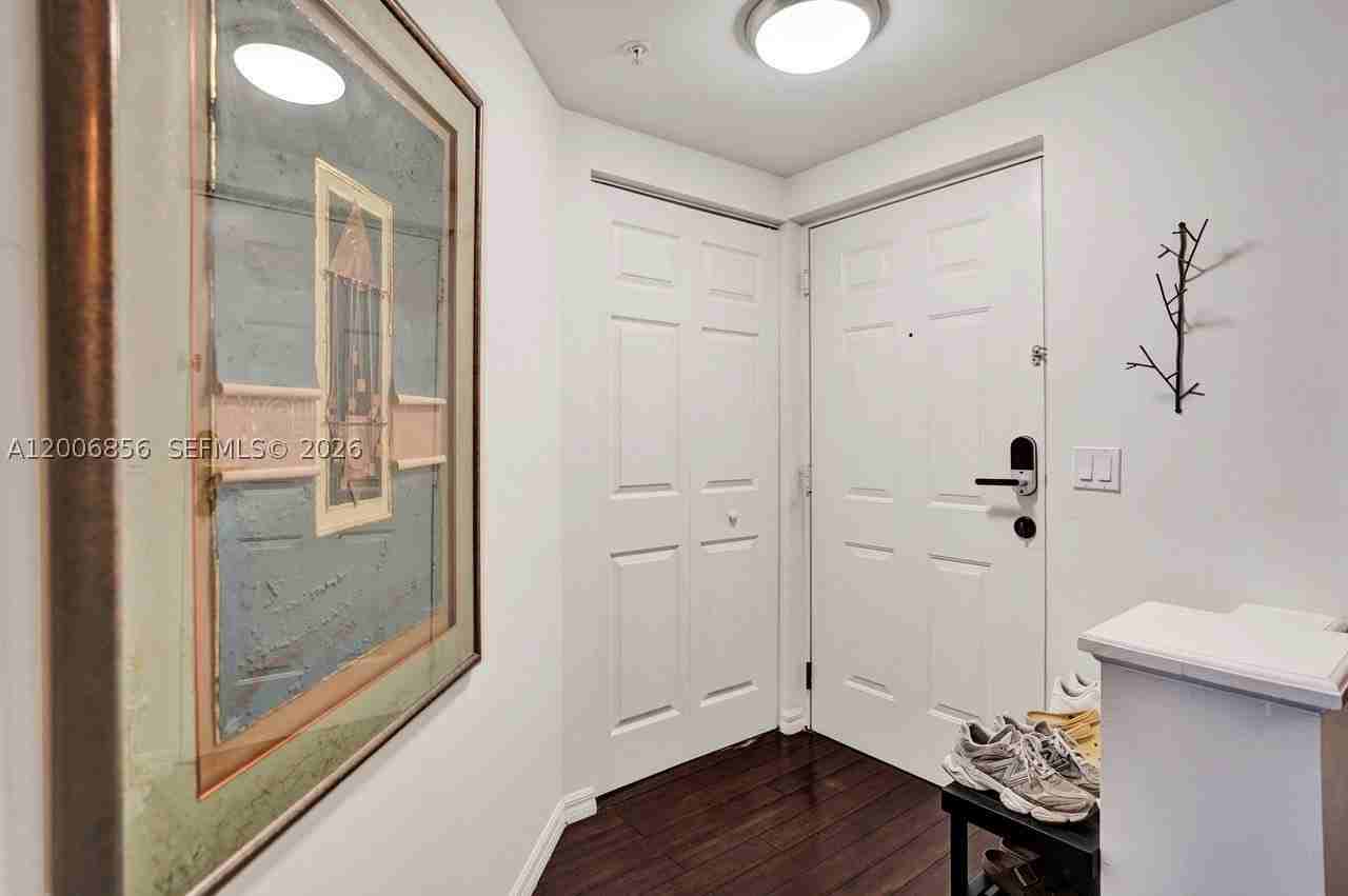 2220 Tuscany Way #2220 - Photo 7 of 43