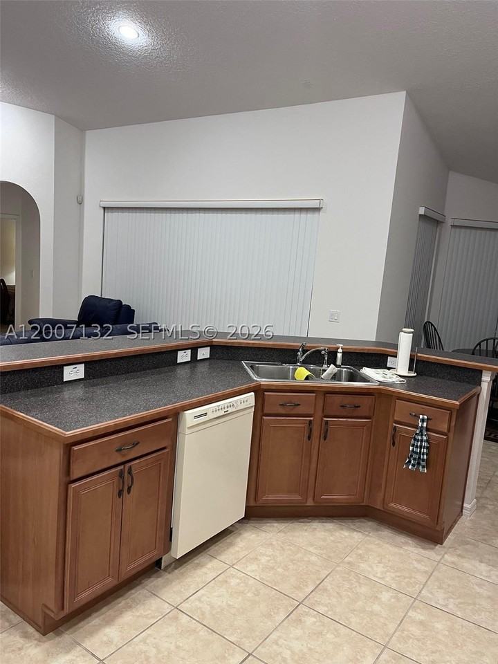 2931 Benton Ln #2931 - Photo 6 of 24