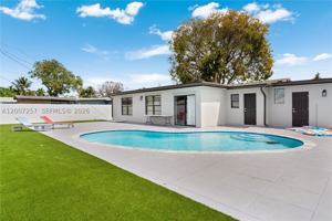 featured image of 7051 Tyler St