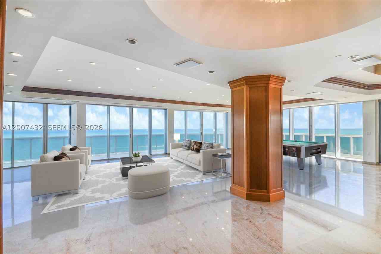 9601 Collins Ave #T4 - Photo 2 of 10