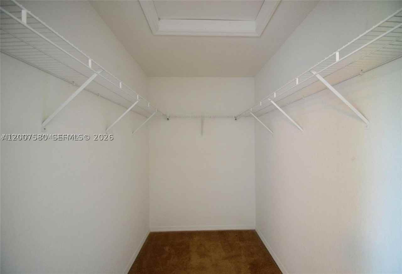 1984 Sw 60th Ave #1984 - Photo 2 of 12