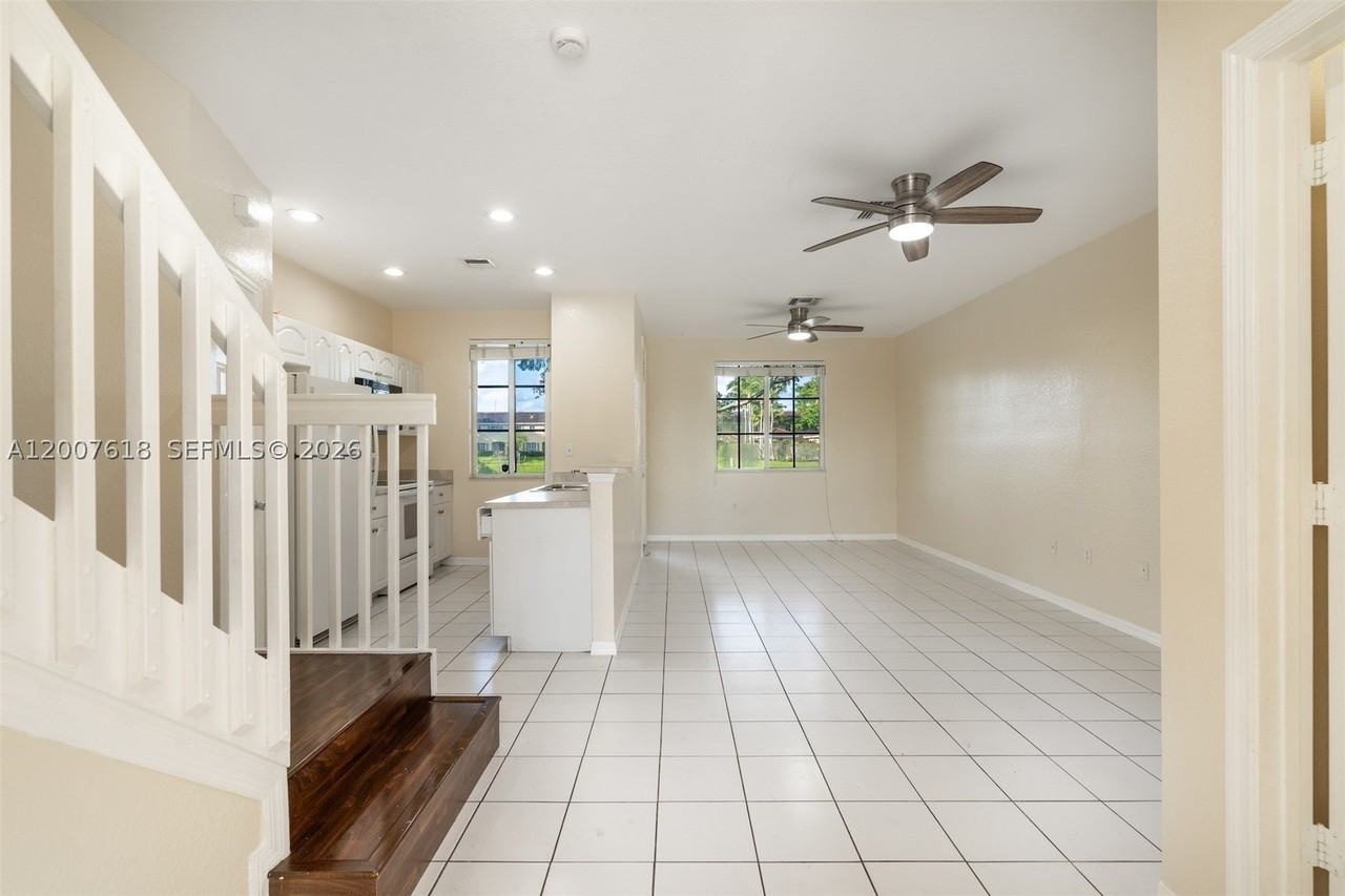 6051 Sw 19th Pl - Photo 2 of 42