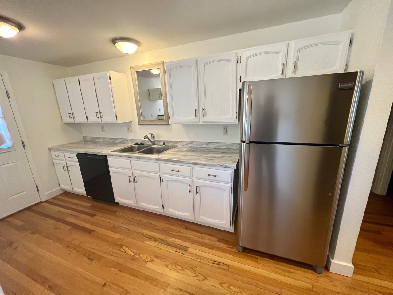 2570 Aztec Ave #1 - Photo 6 of 32