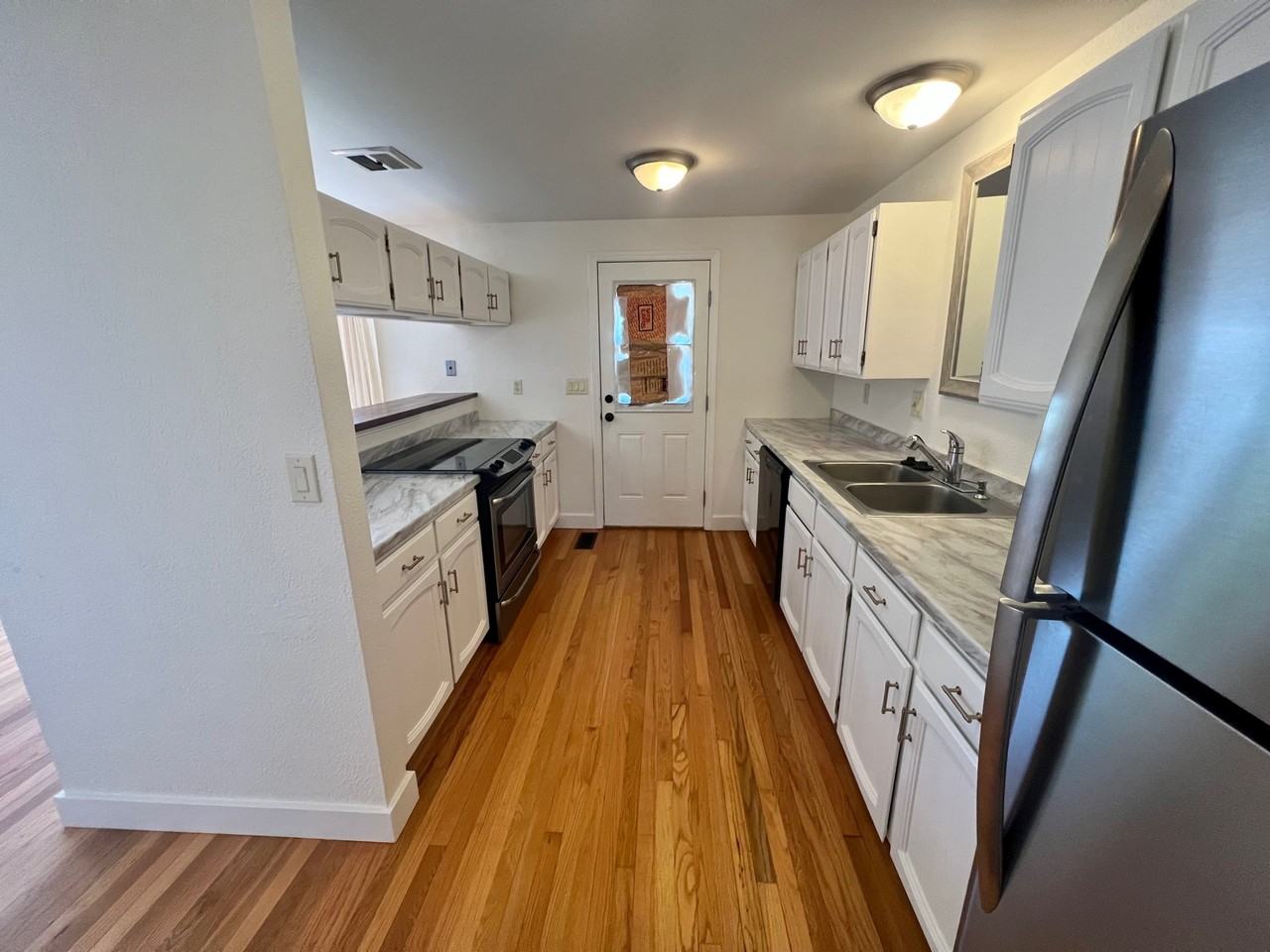 2570 Aztec Ave #1 - Photo 7 of 32