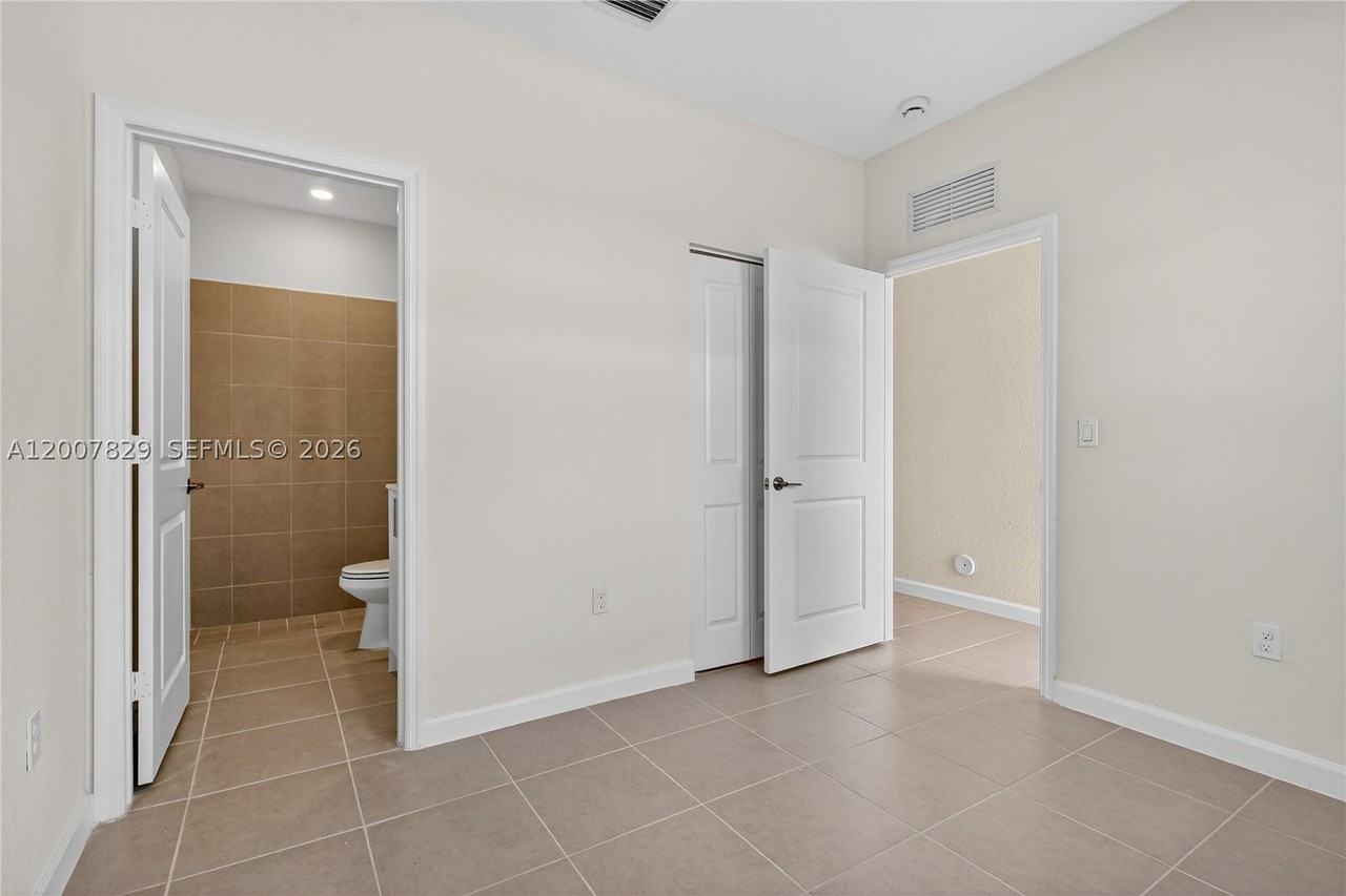 13871 Sw 262nd St #13871 - Photo 5 of 42