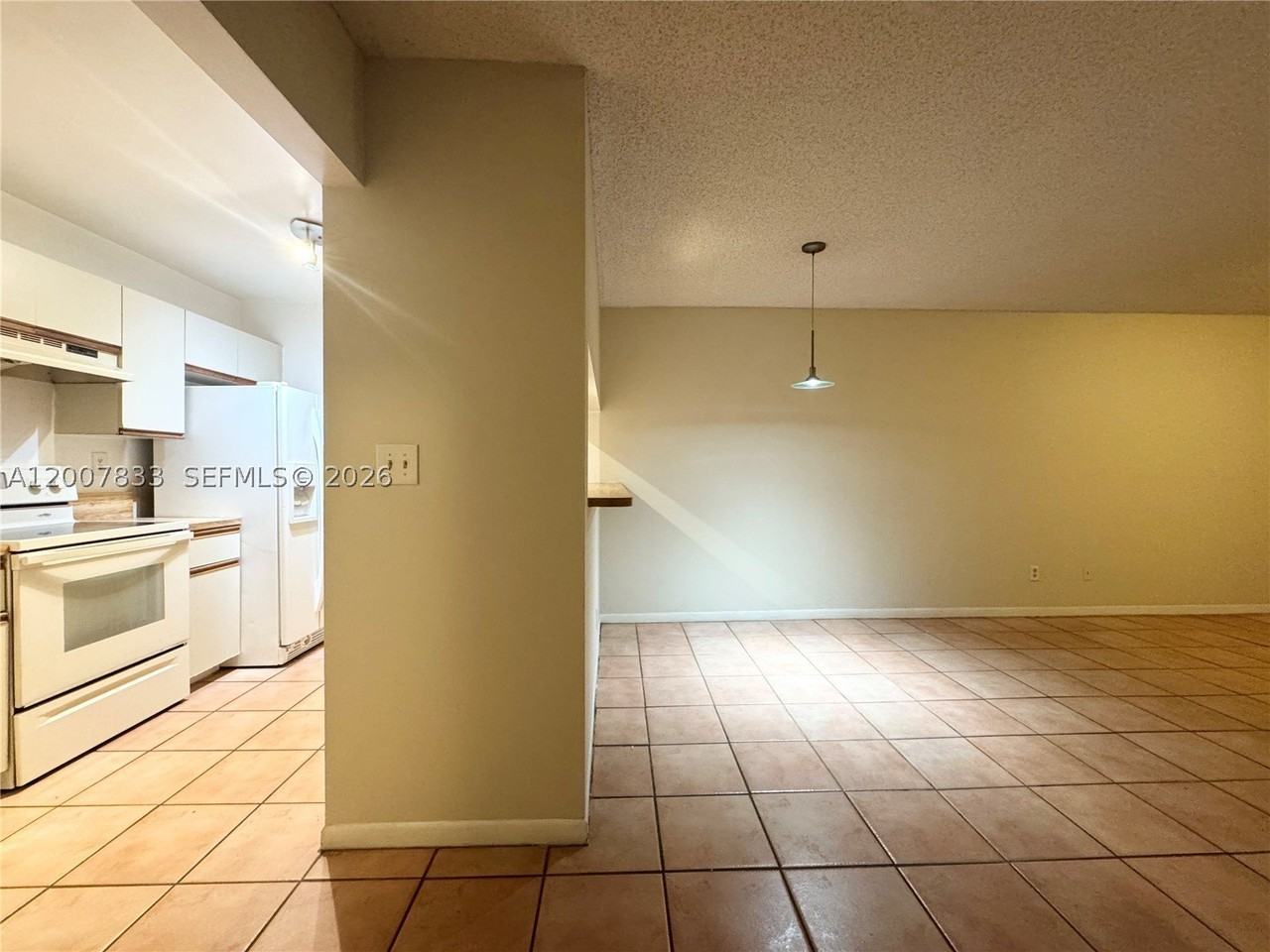 11251 Sw 13th St #201 - Photo 4 of 15