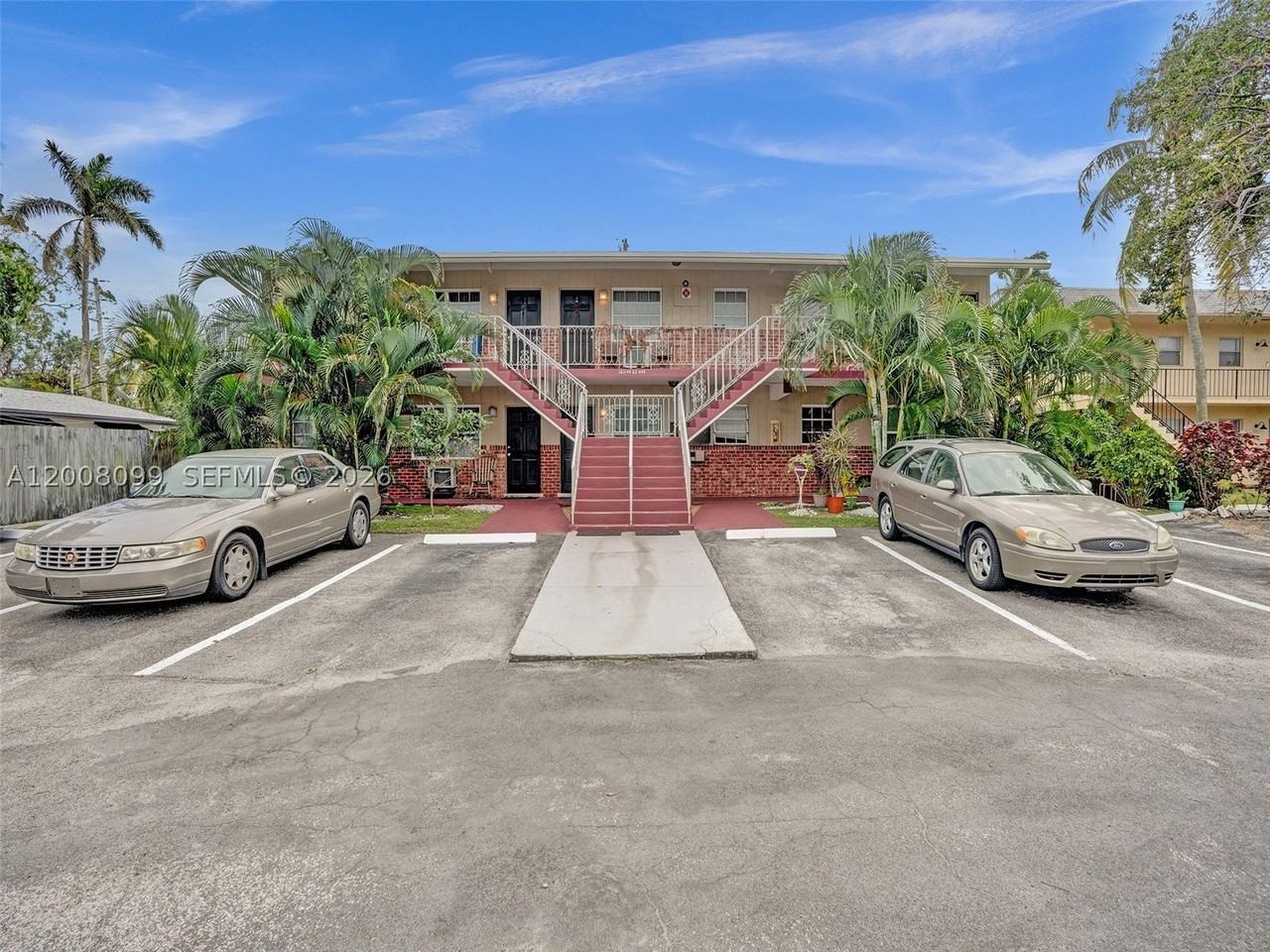 1211 Ne 23rd Ave #2