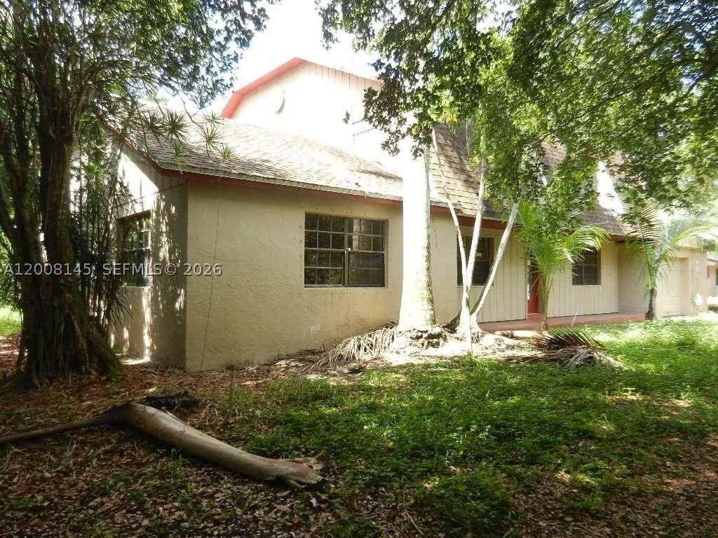 18950 Sw 240th St - Photo 4 of 50
