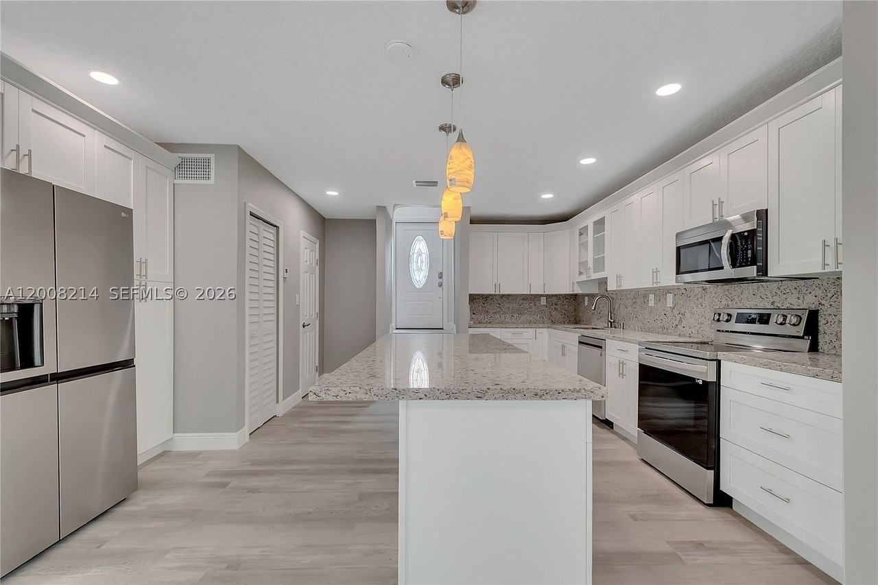 11977 Sw 269th Ter - Photo 4 of 26