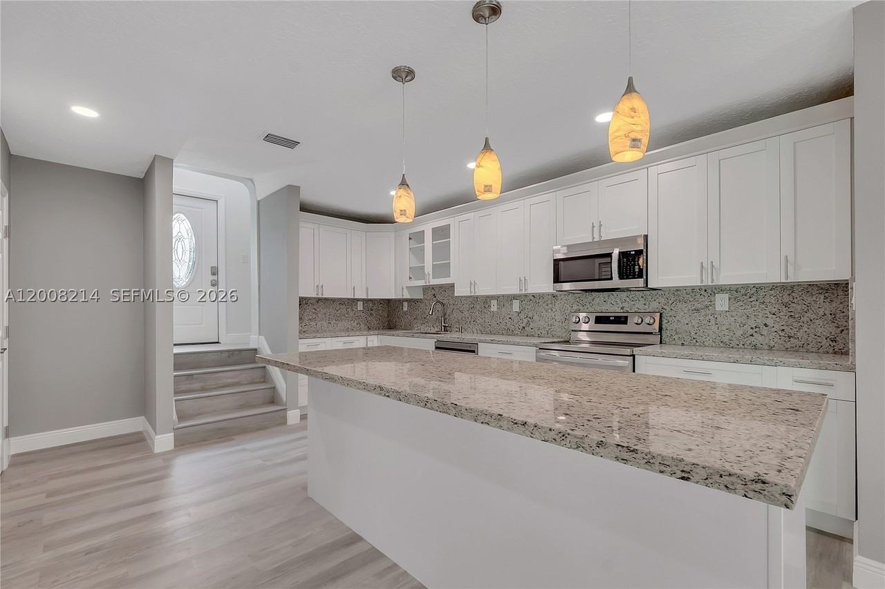 11977 Sw 269th Ter - Photo 5 of 26