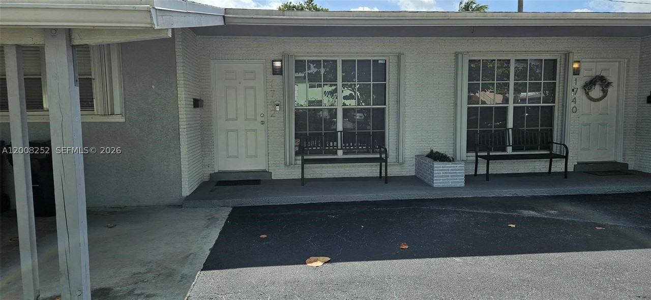 1740 Ne 56th St - Photo 3 of 25