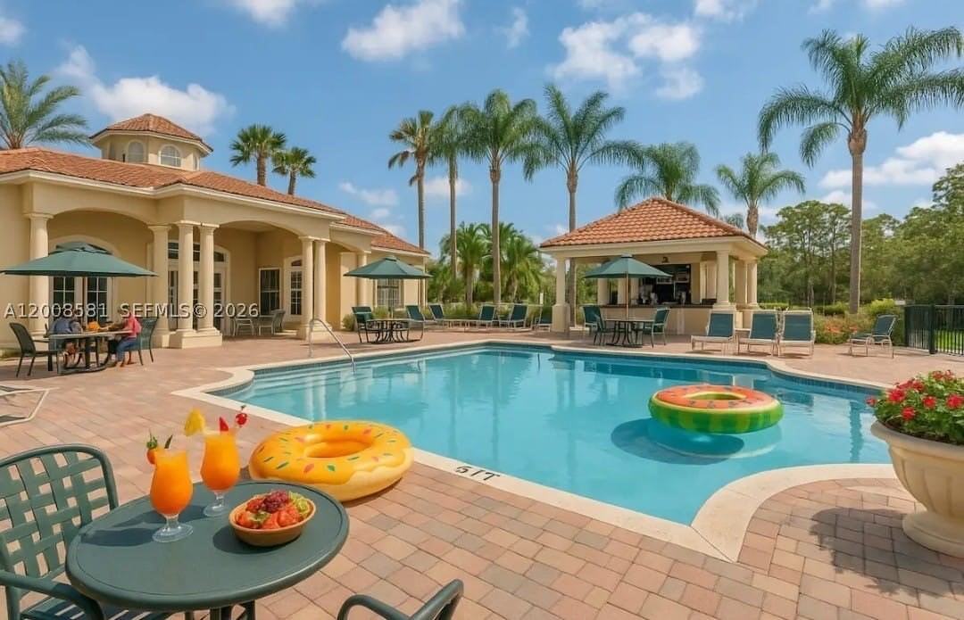 8520 Sunrise Key Dr #1 - Photo 4 of 40