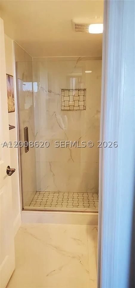 9720 S Hollybrook Lake Dr #303 - Photo 4 of 11