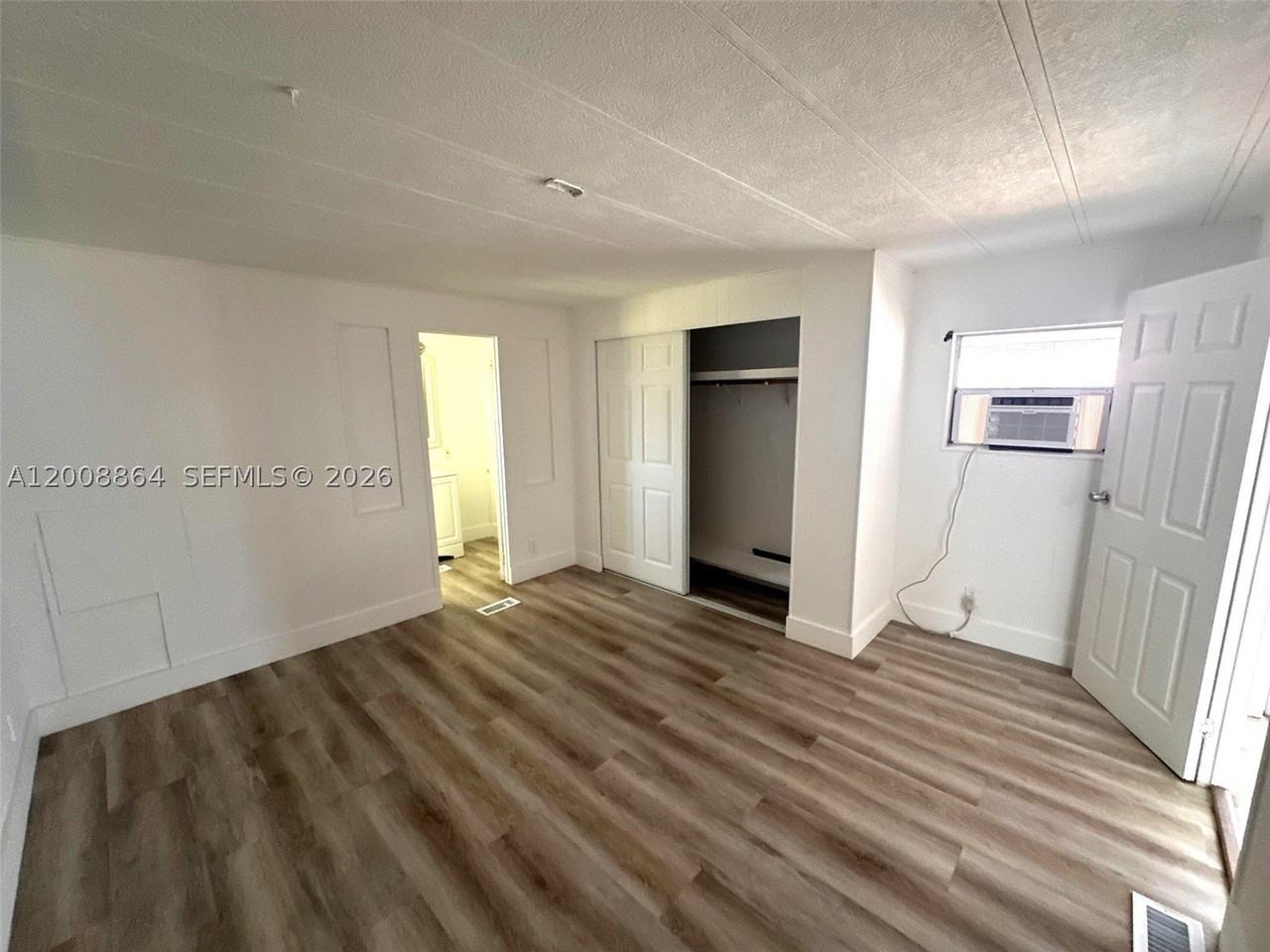 2957 Sw 54th St #0 - Photo 4 of 17