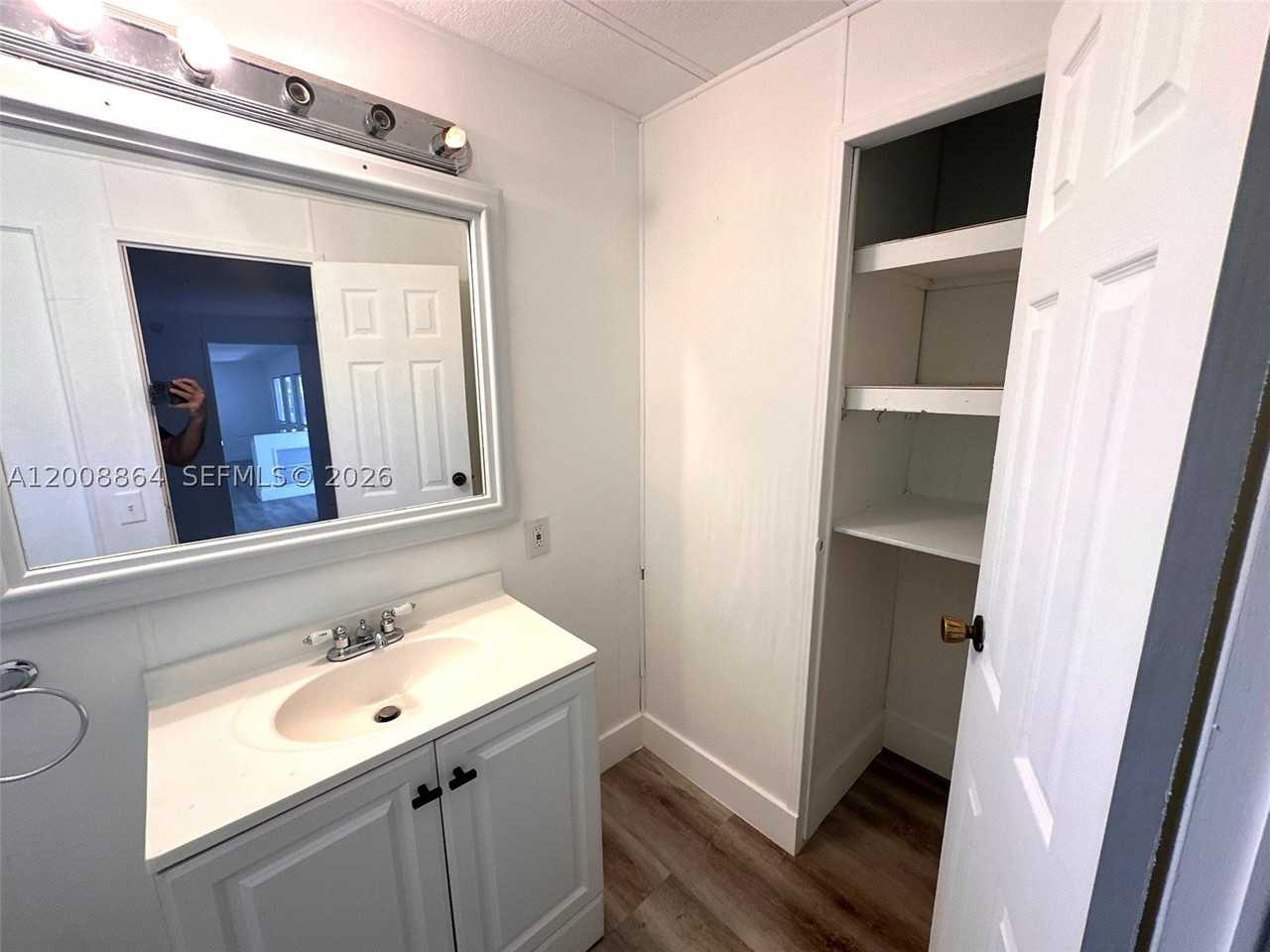 2957 Sw 54th St #0 - Photo 7 of 17