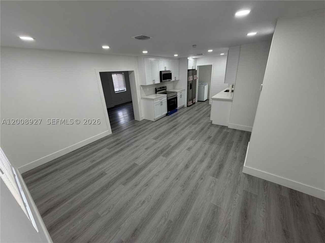 13885 Nw 5th Ave - Photo 2 of 13