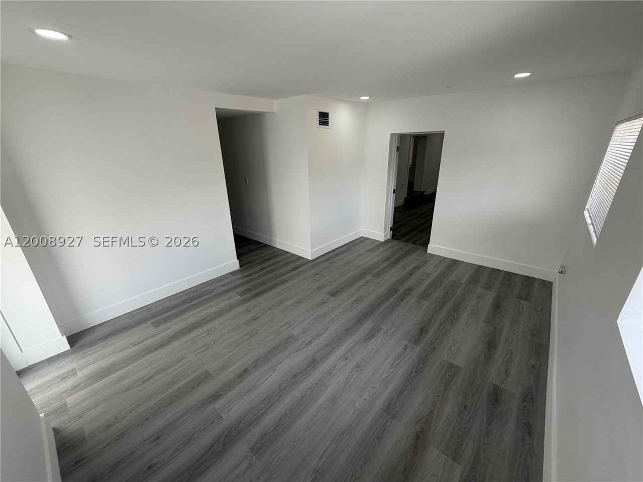 13885 Nw 5th Ave - Photo 7 of 13