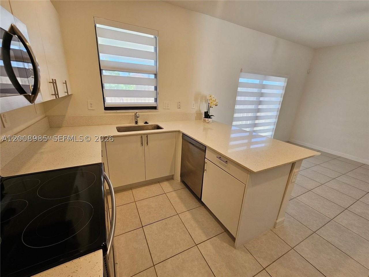 11816 Sw 247th Ter - Photo 5 of 24