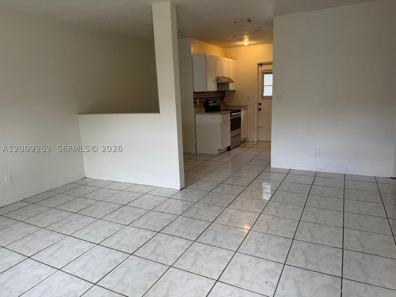 728 Sw 7th St #1-2 - Photo 2 of 7