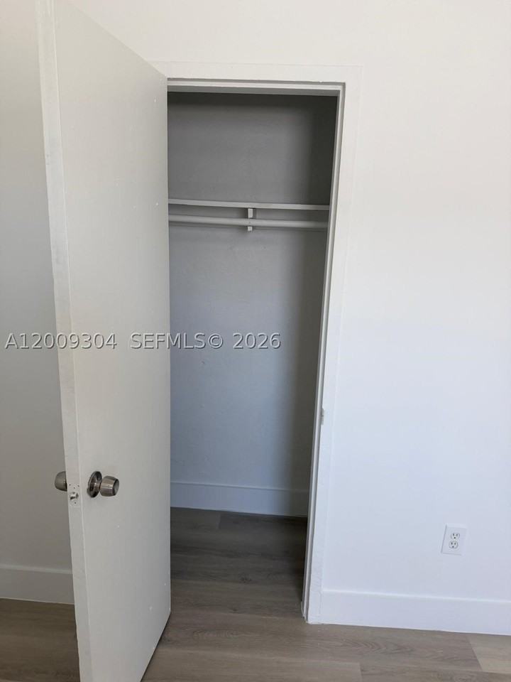 4840 Nw 27th Ave #2 - Photo 7 of 10