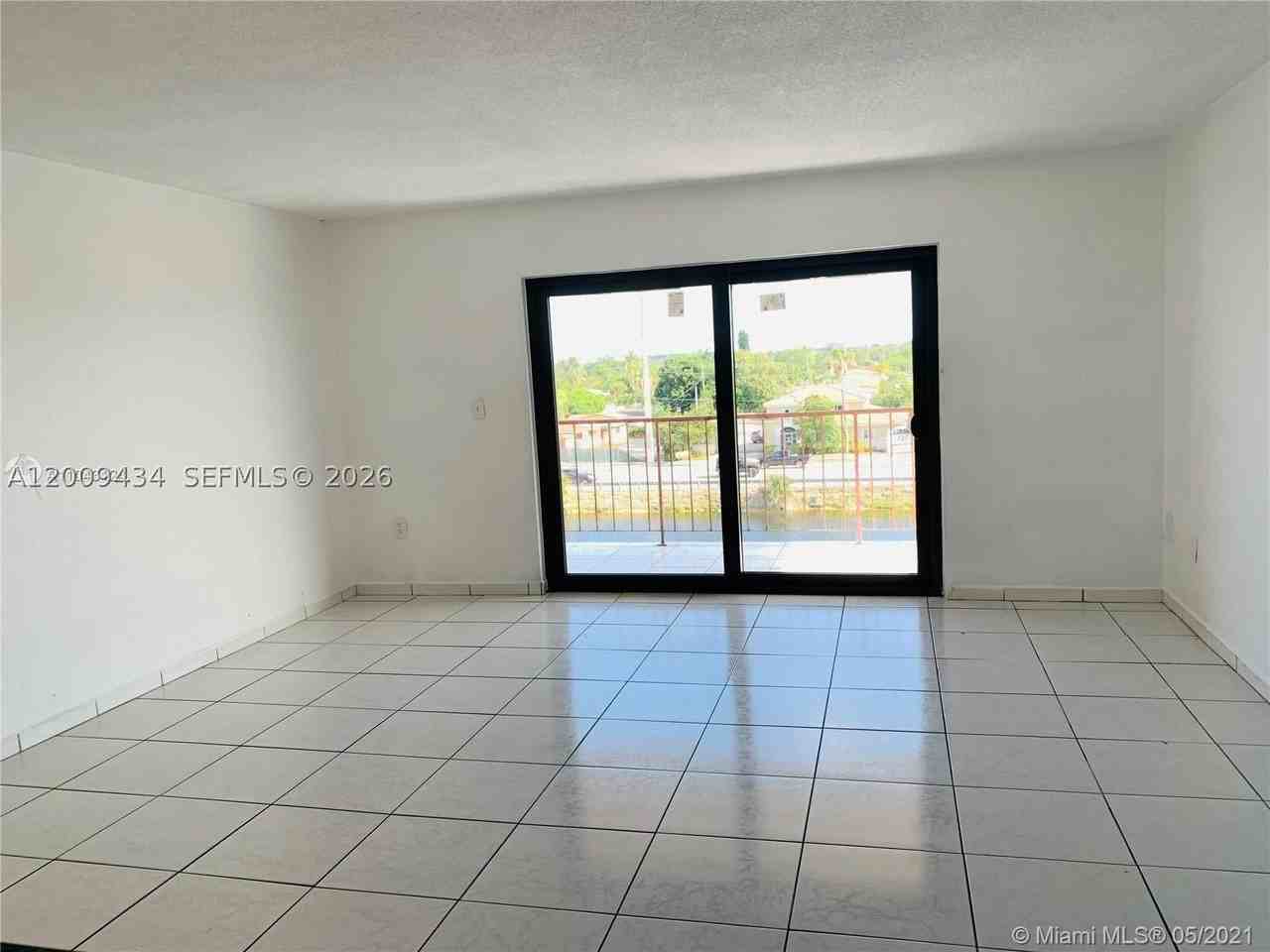 1325 W 68th St #514 - Photo 3 of 15