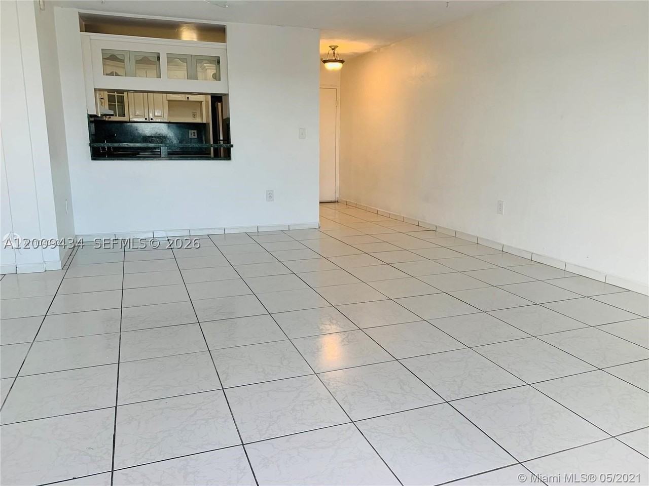 1325 W 68th St #514 - Photo 4 of 15