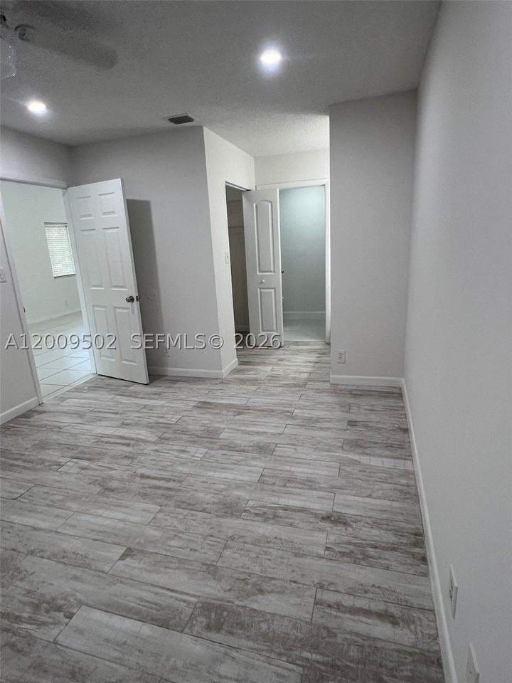 9203 Sw 138th Pl #9203 - Photo 2 of 22