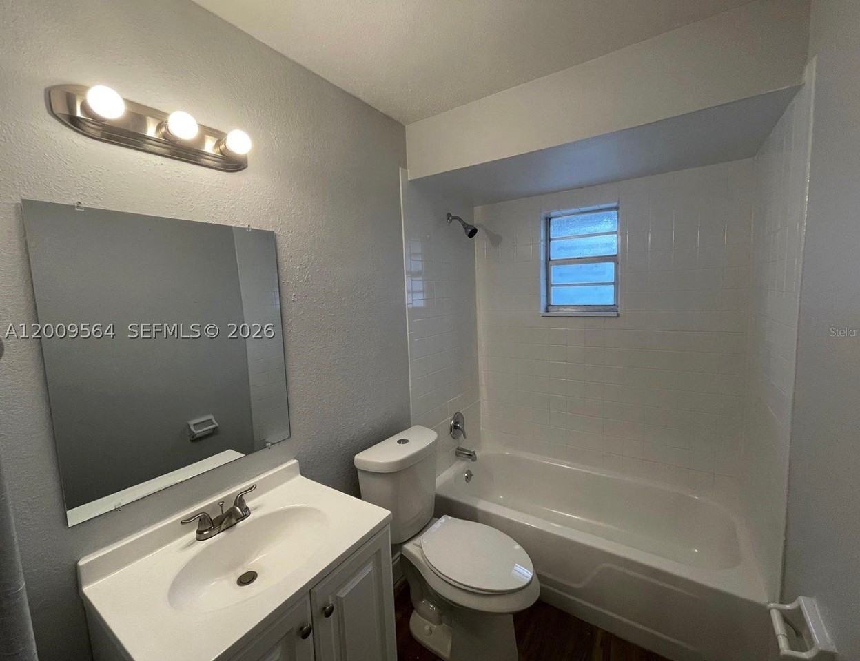 504 Rosland Dr #504 - Photo 6 of 9