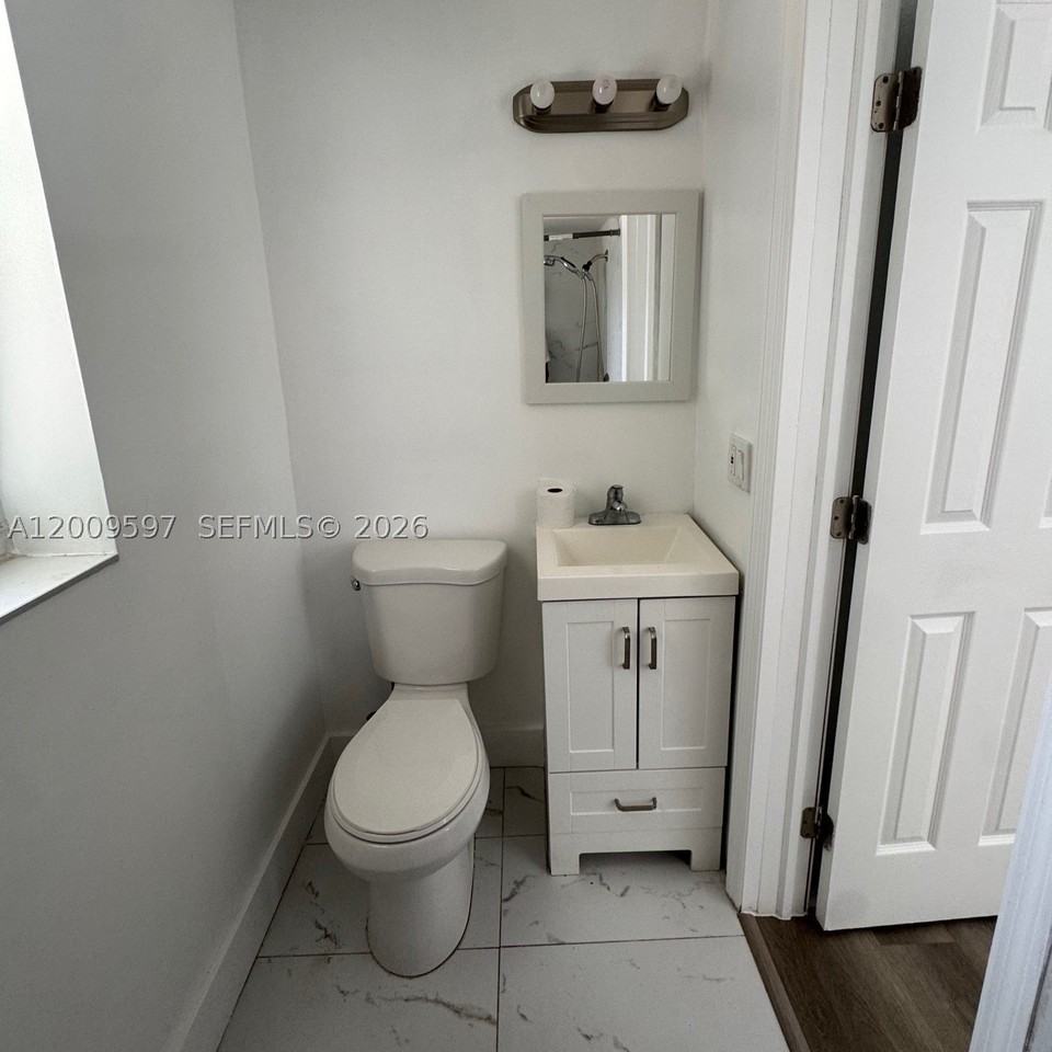 240 Nw 64th St #4 - Photo 5 of 10