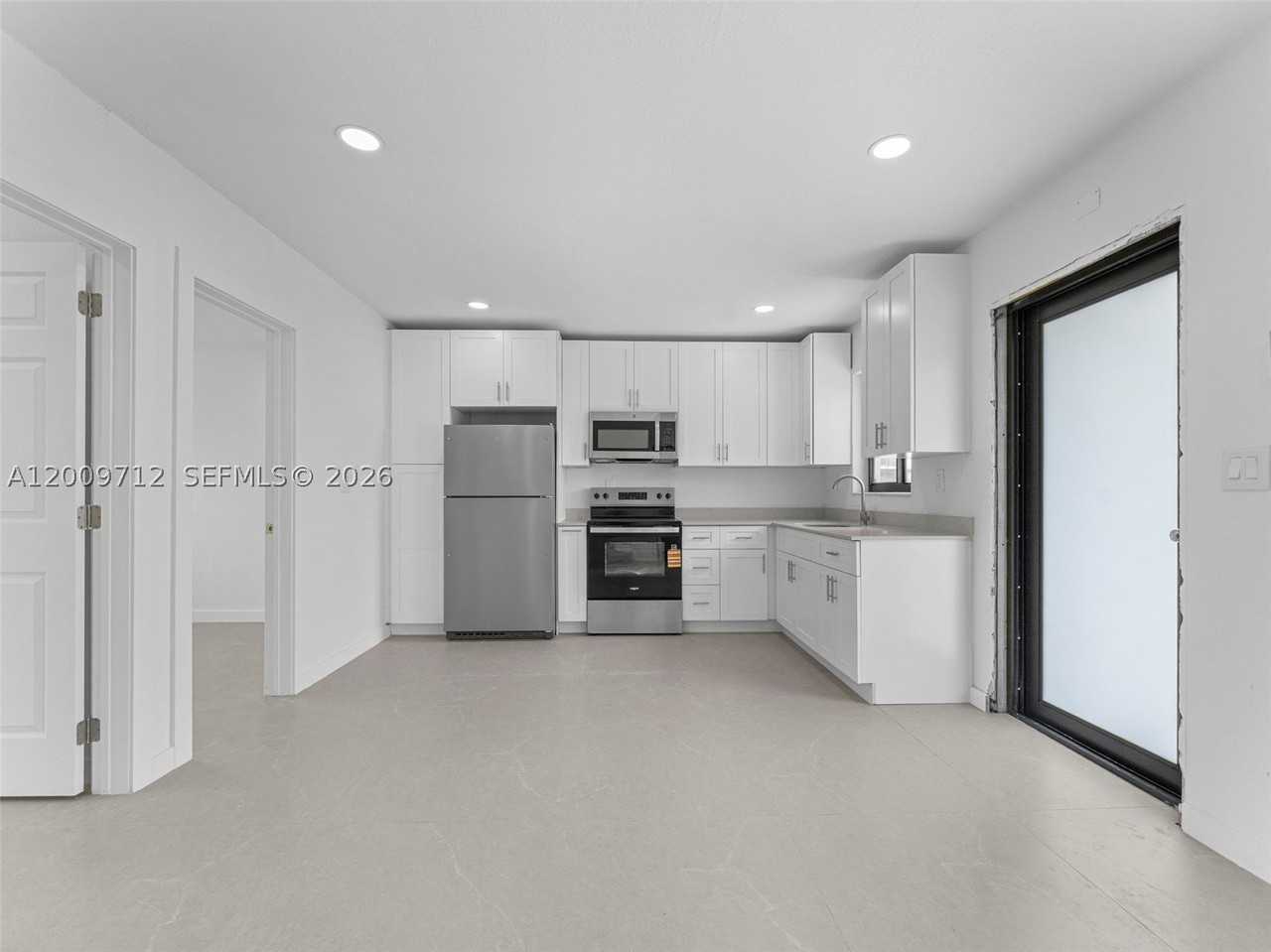 1368 W 29th St #2 - Photo 4 of 9