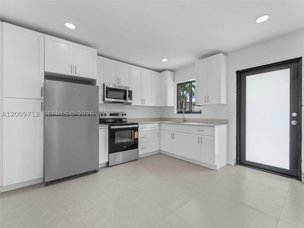 1368 W 29th St #2 - Photo 5 of 9