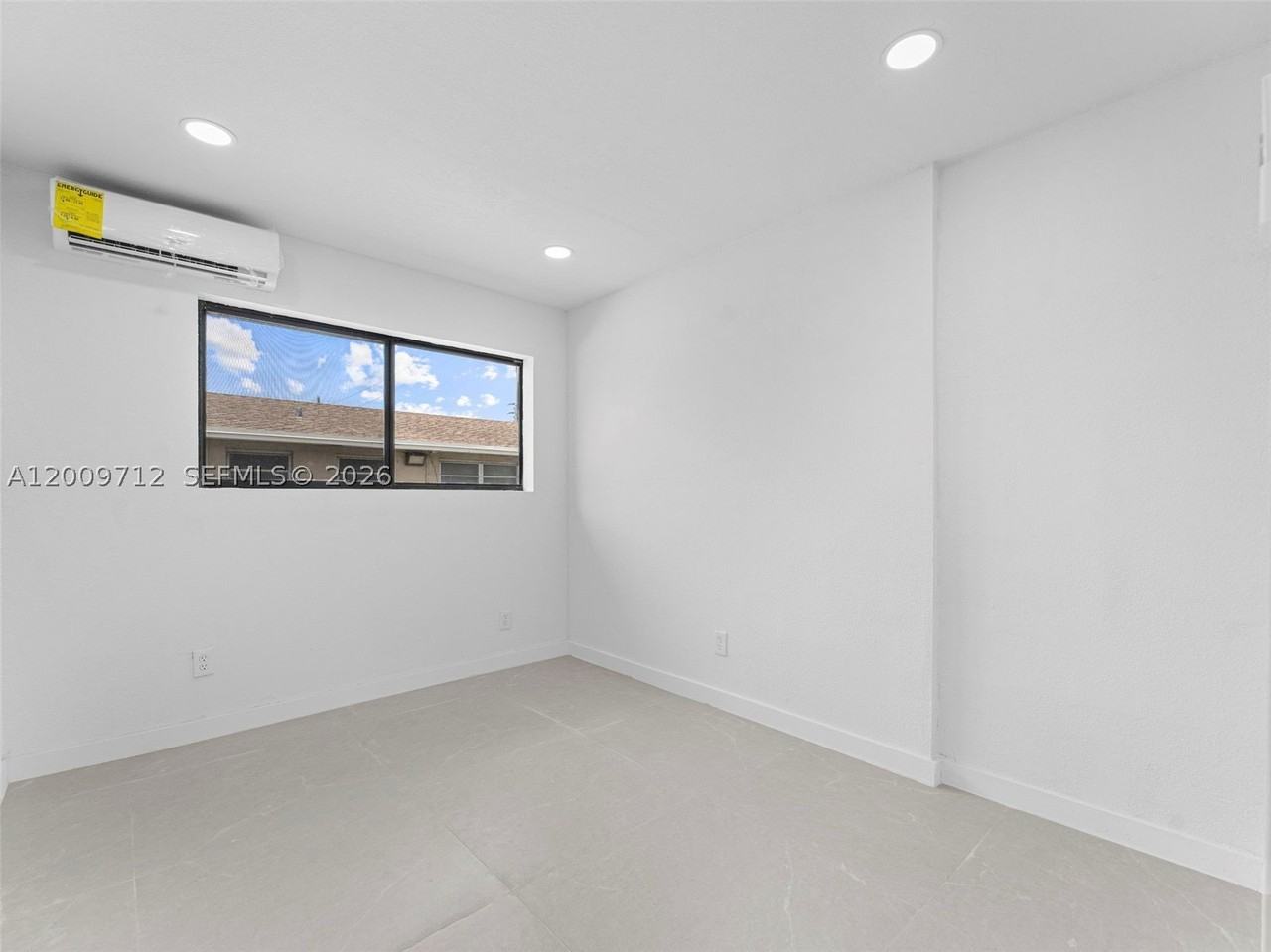 1368 W 29th St #2 - Photo 6 of 9