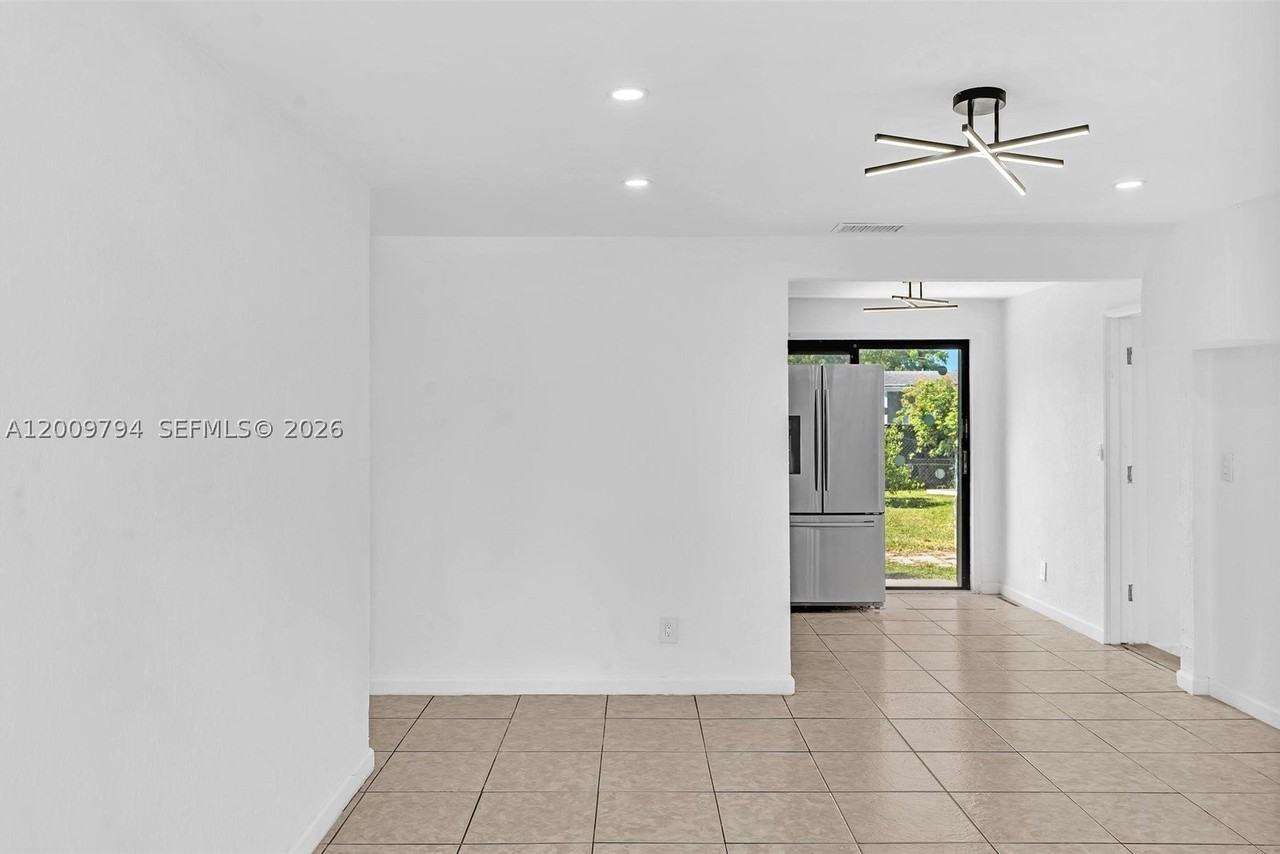 4156 Sw 49th Ct #0 - Photo 5 of 33