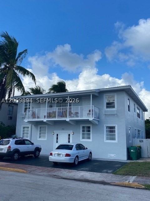 701 82nd St #1 - Photo 4 of 27