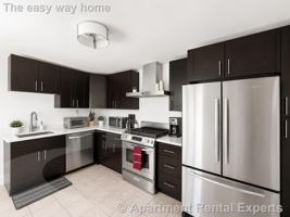 featured image of 27 Thacher St ## 29